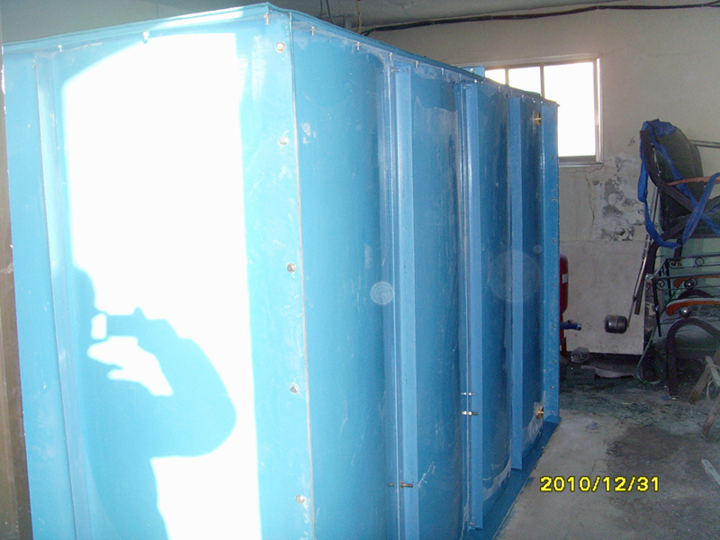 09.jpg